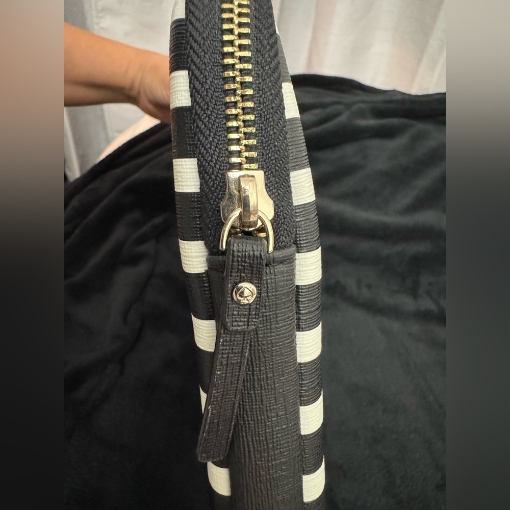 Kate Spade Black and White Striped Tablet Sleeve - Picture 4 of 9